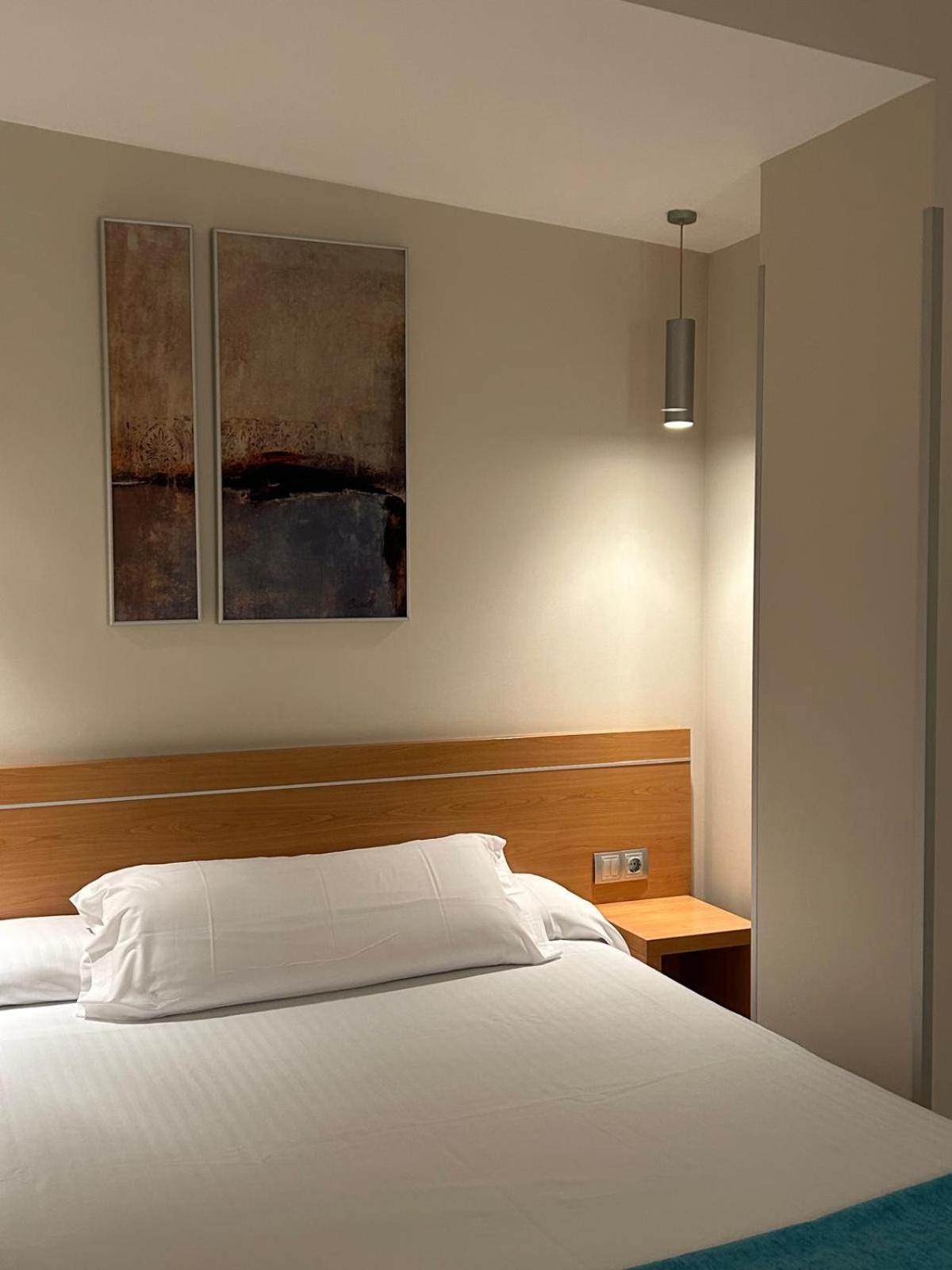 Hostal Aralar Aizoáin 외부 사진