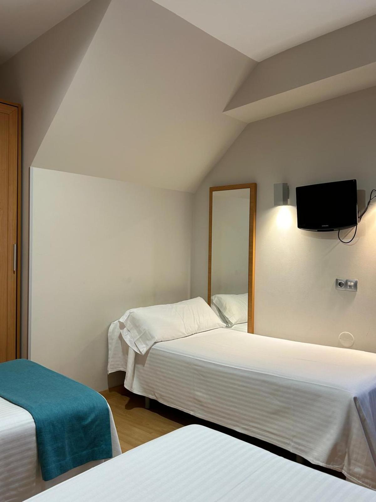 Hostal Aralar Aizoáin 외부 사진